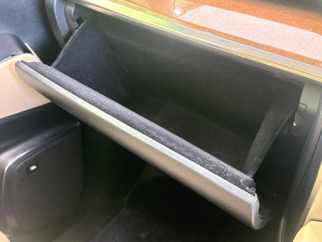 ＷＥＣＡＲＳでは登録（届出）済未使用車や走行距離１万ｋｍ未満の在庫車も多数ご用意しております！状態は良いものが良いけど、新車は高いな・・・そんなお客様にオススメです！