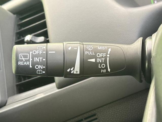 ＷＥＣＡＲＳの展示場では実際に見て、触ってお車をお選びいただけます！知識の豊富な営業スタッフが様々なカーライフをご提案いたします！