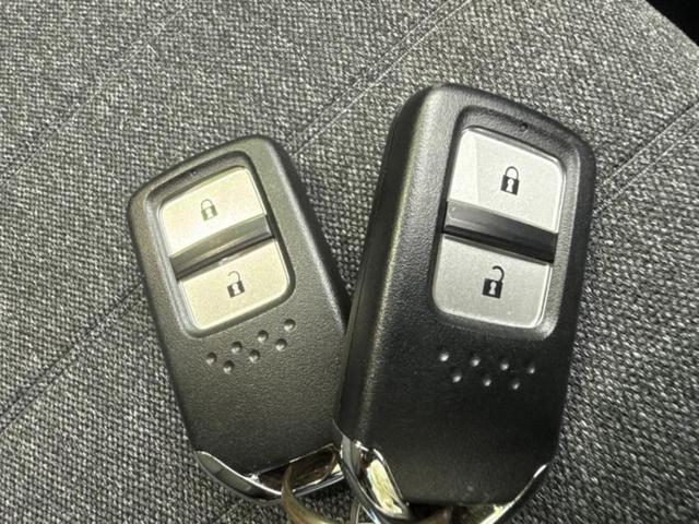 ＷＥＣＡＲＳの展示場では実際に見て、触ってお車をお選びいただけます！知識の豊富な営業スタッフが様々なカーライフをご提案いたします！