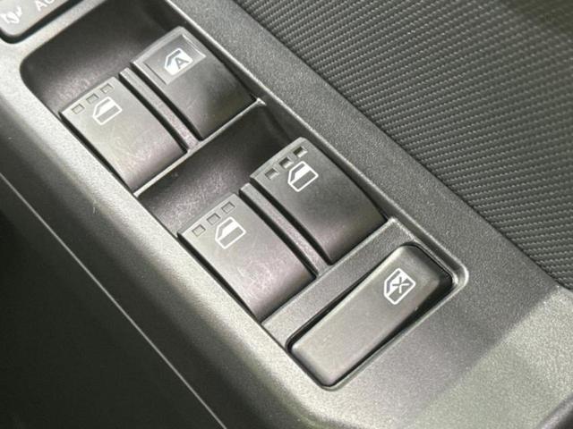 タフト Ｘ　新品タイヤ／ガラスルーフ／保証書／スマートアシスト（トヨタ・ダイハツ）／ＵＳＢジャック／ＥＢＤ付ＡＢＳ／横滑り防止装置／アイドリングストップ／禁煙車／エアバッグ　運転席／エアバッグ　助手席（15枚目）