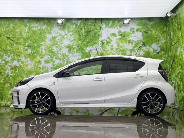 アクア Ｇ　ＧＲスポーツ・１７インチパッケージ　純正　９インチ　ＳＤナビ／衝突安全装置／車線逸脱防止支援システム／シート　ハーフレザー／ヘッドランプ　ＬＥＤ／Ｂｌｕｅｔｏｏｔｈ接続／ＥＴＣ／ＥＢＤ付ＡＢＳ／横滑り防止装置／アイドリングストップ（2枚目）