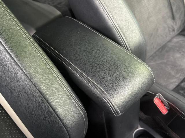 アクア Ｇ　ＧＲスポーツ・１７インチパッケージ　純正　９インチ　ＳＤナビ／衝突安全装置／車線逸脱防止支援システム／シート　ハーフレザー／ヘッドランプ　ＬＥＤ／Ｂｌｕｅｔｏｏｔｈ接続／ＥＴＣ／ＥＢＤ付ＡＢＳ／横滑り防止装置／アイドリングストップ（33枚目）