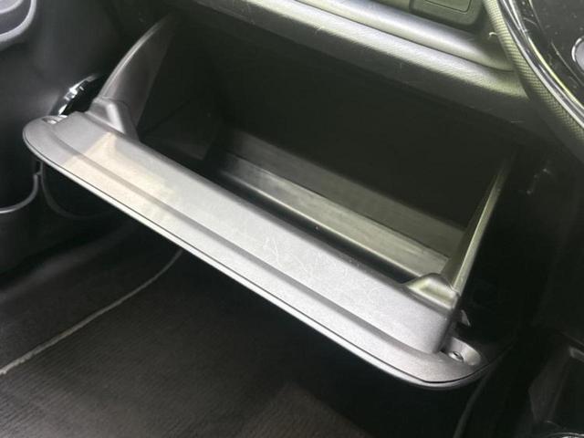 アクア Ｇ　ＧＲスポーツ・１７インチパッケージ　純正　９インチ　ＳＤナビ／衝突安全装置／車線逸脱防止支援システム／シート　ハーフレザー／ヘッドランプ　ＬＥＤ／Ｂｌｕｅｔｏｏｔｈ接続／ＥＴＣ／ＥＢＤ付ＡＢＳ／横滑り防止装置／アイドリングストップ（35枚目）