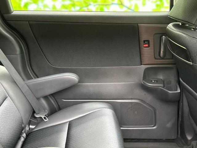 ＷＥＣＡＲＳでは各商談席に大型モニターをご用意しております！見やすい大画面でゆったりと全国の在庫をご覧いただけます！是非ご来店お待ちしております！