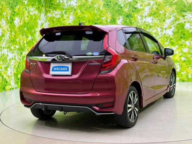 フィットハイブリッド ハイブリッド・Sホンダセンシング 新品タイヤ/純正エアロ/純正 SDナビ/ヘッドランプ LED/ETC/EBD付ABS/横滑り防止装置/アイドリングストップ/フルセグTV/エアバッグ 運転席/エアバッグ 助手席/エアバッグ サイド(3枚目)