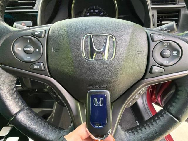 フィットハイブリッド ハイブリッド・Sホンダセンシング 新品タイヤ/純正エアロ/純正 SDナビ/ヘッドランプ LED/ETC/EBD付ABS/横滑り防止装置/アイドリングストップ/フルセグTV/エアバッグ 運転席/エアバッグ 助手席/エアバッグ サイド(14枚目)