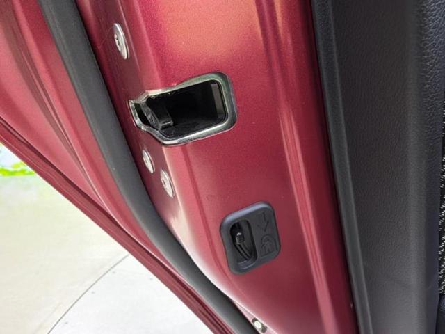 フィットハイブリッド ハイブリッド・Sホンダセンシング 新品タイヤ/純正エアロ/純正 SDナビ/ヘッドランプ LED/ETC/EBD付ABS/横滑り防止装置/アイドリングストップ/フルセグTV/エアバッグ 運転席/エアバッグ 助手席/エアバッグ サイド(45枚目)