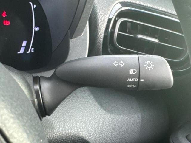 ヤリスクロス ハイブリッドZ 保証書/ディスプレイオーディオ+ナビ8インチ/トヨタセーフティセンス/シートヒーター 前席/パノラミックビューモニター/車線逸脱防止支援システム/登録済未使用車/ヘッドランプ LED 全周囲カメラ(17枚目)