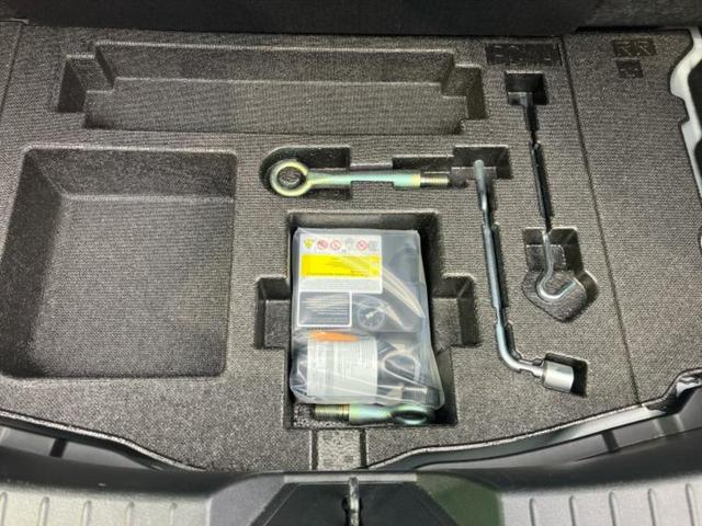 ＭＡＺＤＡ３セダン ２０Ｓプロアクティブツーリングセレクション　ＢＯＳＥ／保証書／純正　８インチ　ＳＤナビ／衝突安全装置／シートヒーター／車線逸脱防止支援システム／シート　フルレザー／ヘッドランプ　ＬＥＤ／ＥＴＣ／ＥＢＤ付ＡＢＳ／横滑り防止装置　革シート（25枚目）