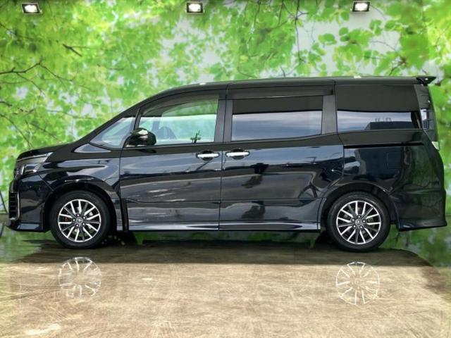 ヴォクシー ＺＳキラメキ２　保証書／社外　９インチ　ＳＤナビ／フリップダウンモニター　社外　１０．１インチ／衝突安全装置／両側電動スライドドア／車線逸脱防止支援システム／ドライブレコーダー　社外／ヘッドランプ　ＬＥＤ　ＤＶＤ再生（2枚目）