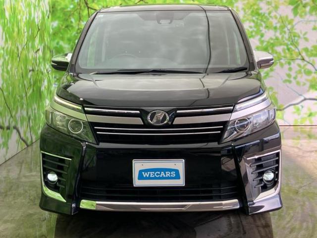 ヴォクシー ＺＳキラメキ２　保証書／社外　９インチ　ＳＤナビ／フリップダウンモニター　社外　１０．１インチ／衝突安全装置／両側電動スライドドア／車線逸脱防止支援システム／ドライブレコーダー　社外／ヘッドランプ　ＬＥＤ　ＤＶＤ再生（43枚目）