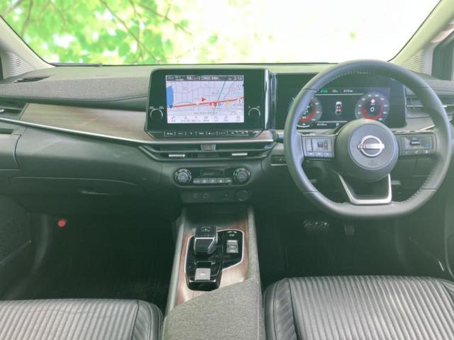 オーラ Ｇレザーエディション　新品タイヤ／ＢＯＳＥ／保証書／ディスプレイオーディオ＋ナビ９インチ／インテリジェントルームミラー／衝突安全装置／全方位モニター／車線逸脱防止支援システム／シート　フルレザー　革シート　全周囲カメラ（8枚目）