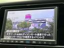 ｅＨＥＶクロスター　保証書／純正　８インチ　ＳＤナビ／衝突安全装置／車線逸脱防止支援システム／ドライブレコーダー　純正／ヘッドランプ　ＬＥＤ／ＵＳＢジャック／Ｂｌｕｅｔｏｏｔｈ接続／ＥＢＤ付ＡＢＳ／横滑り防止装置（13枚目）