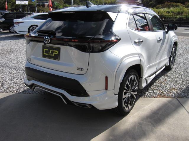 ヤリスクロス ハイブリッドＺ　モデリスタエアロ　衝突軽減ブレーキ　Ｂｌｕｅｔｏｏｔｈ　フルセグテレビ　バックカメラ　ＥＴＣ　クルーズコントロール　３６０度＋リアカメラドライブレコーダー　プッシュスタート　スマートキー（8枚目）