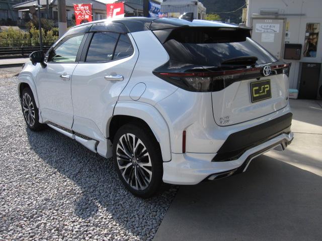 ヤリスクロス ハイブリッドＺ　モデリスタエアロ　衝突軽減ブレーキ　Ｂｌｕｅｔｏｏｔｈ　フルセグテレビ　バックカメラ　ＥＴＣ　クルーズコントロール　３６０度＋リアカメラドライブレコーダー　プッシュスタート　スマートキー（11枚目）