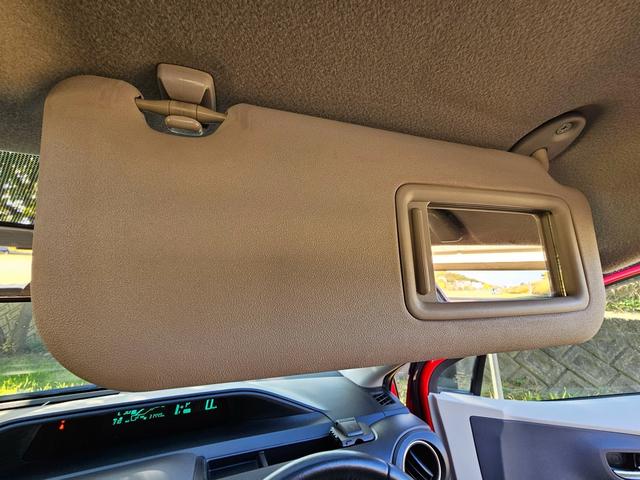 アクア G 社外15インチアルミホイール 社外メモリーナビ フルLED化 フルセグTV Bluetooth CD/DVD スマートキー プッシュスタート オートエアコン オートライト(18枚目)