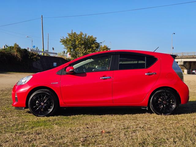 アクア G 社外15インチアルミホイール 社外メモリーナビ フルLED化 フルセグTV Bluetooth CD/DVD スマートキー プッシュスタート オートエアコン オートライト(30枚目)