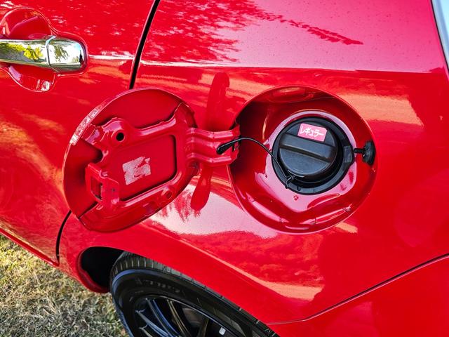 アクア G 社外15インチアルミホイール 社外メモリーナビ フルLED化 フルセグTV Bluetooth CD/DVD スマートキー プッシュスタート オートエアコン オートライト(44枚目)