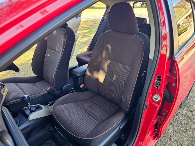 アクア G 社外15インチアルミホイール 社外メモリーナビ フルLED化 フルセグTV Bluetooth CD/DVD スマートキー プッシュスタート オートエアコン オートライト(55枚目)