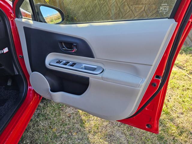 アクア G 社外15インチアルミホイール 社外メモリーナビ フルLED化 フルセグTV Bluetooth CD/DVD スマートキー プッシュスタート オートエアコン オートライト(68枚目)