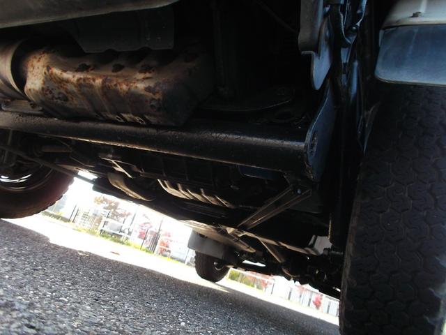 サンバートラック ＴＢ　５速マニュアル　４ＷＤ（50枚目）