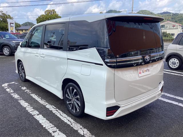 ヴォクシー ハイブリッドS-Z 全周囲カメラ ナビ TV オートクルーズコントロール レーンアシスト パークアシスト 衝突被害軽減システム 両側電動スライドドア オートマチックハイビーム オートライト LEDヘッドランプ(15枚目)