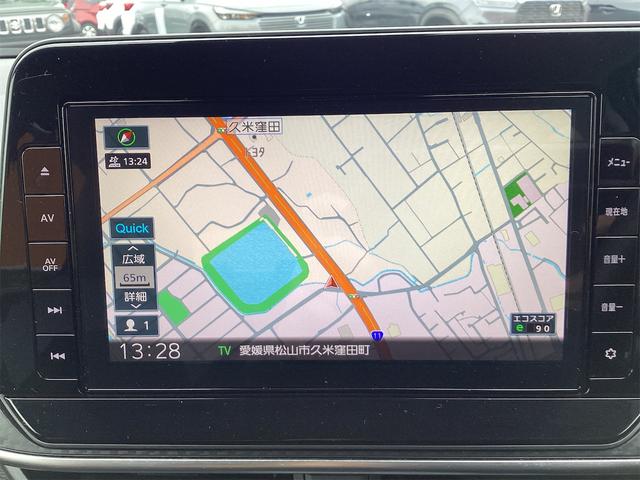 ナビ付き♪旅行やドライブも楽しいひと時！初めての道でも迷うことなくエスコートしてくれます。