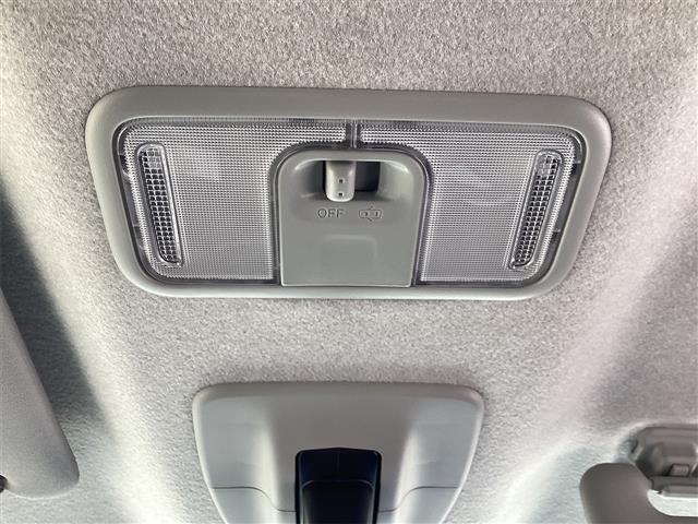 ご覧頂きまして誠に有難うございます！！是非ご来店して頂き、実際にご覧になって頂ければと思います。お客様からのご連絡をスタッフ一同、心よりお待ちしております