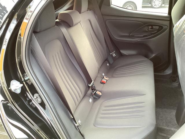 ヤリス X バックカメラ クリアランスソナー 衝突被害軽減システム オートマチックハイビーム キーレスエントリー 電動格納ミラー CVT 盗難防止システム 衝突安全ボディ ABS ESC エアコン(14枚目)