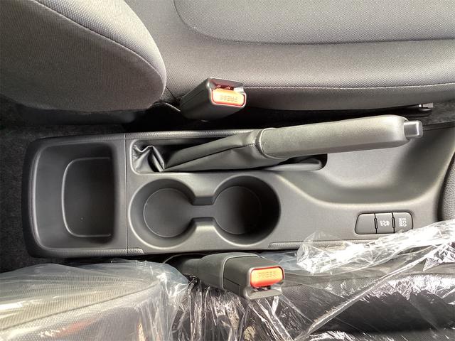 ヤリス X バックカメラ クリアランスソナー 衝突被害軽減システム オートマチックハイビーム キーレスエントリー 電動格納ミラー CVT 盗難防止システム 衝突安全ボディ ABS ESC エアコン(44枚目)