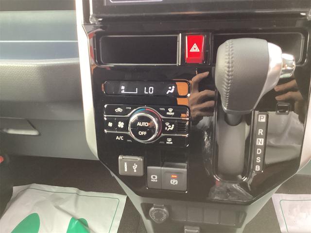 ルーミー カスタムＧ　バックカメラ　ＴＶ　両側電動スライドドア　クリアランスソナー　オートクルーズコントロール　衝突被害軽減システム　アルミホイール　オートライト　ＬＥＤヘッドランプ　スマートキー　アイドリングストップ（9枚目）