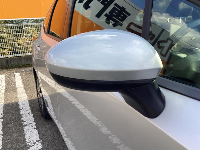 ノート Ｓ　クリアランスソナー　衝突被害軽減システム　オートマチックハイビーム　オートライト　スマートキー　電動格納ミラー　ＣＶＴ　盗難防止システム　衝突安全ボディ　ＡＢＳ　ＥＳＣ　ＣＤ　ＵＳＢ（18枚目）