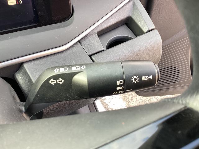 ノート Ｓ　クリアランスソナー　衝突被害軽減システム　オートマチックハイビーム　オートライト　スマートキー　電動格納ミラー　ＣＶＴ　盗難防止システム　衝突安全ボディ　ＡＢＳ　ＥＳＣ　ＣＤ　ＵＳＢ（34枚目）