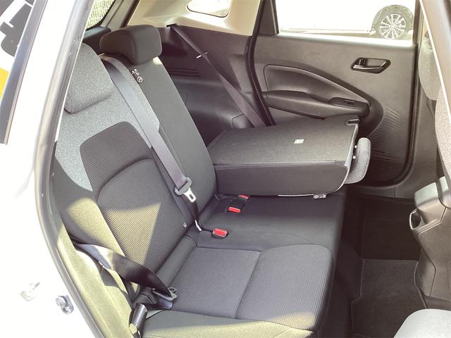 ノート Ｓ　クリアランスソナー　衝突被害軽減システム　オートマチックハイビーム　オートライト　スマートキー　電動格納ミラー　ＣＶＴ　盗難防止システム　衝突安全ボディ　ＡＢＳ　ＥＳＣ　ＣＤ　ＵＳＢ（50枚目）