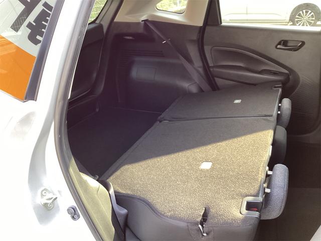 ノート Ｓ　クリアランスソナー　衝突被害軽減システム　オートマチックハイビーム　オートライト　スマートキー　電動格納ミラー　ＣＶＴ　盗難防止システム　衝突安全ボディ　ＡＢＳ　ＥＳＣ　ＣＤ　ＵＳＢ（51枚目）