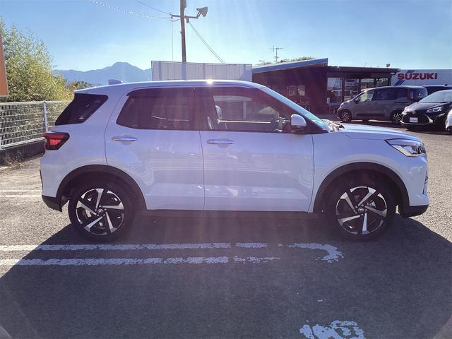 ライズ ハイブリッド　Ｚ　ディスプレイオーディオ　ＥＴＣ　バックカメラ　クリアランスソナー　オートクルーズコントロール　レーンアシスト　衝突被害軽減システム　ＴＶ　ＬＥＤヘッドランプ　アルミホイール　スマートキー（13枚目）