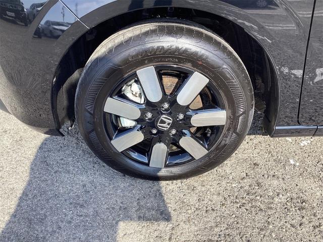 この度は当店のお車をご覧になっていただき、誠にありがとうございます。ぜひじっくりとご検討下さい。気軽にお問合せ・お見積りお待ちしております。