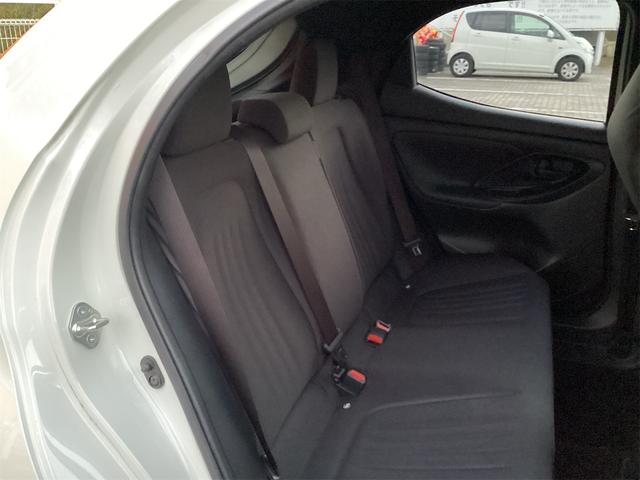 ヤリス G ETC バックカメラ レーンアシスト オートマチックハイビーム オートライト スマートキー 電動格納ミラー CVT ESC USB Bluetooth エアコン パワーステアリング(48枚目)