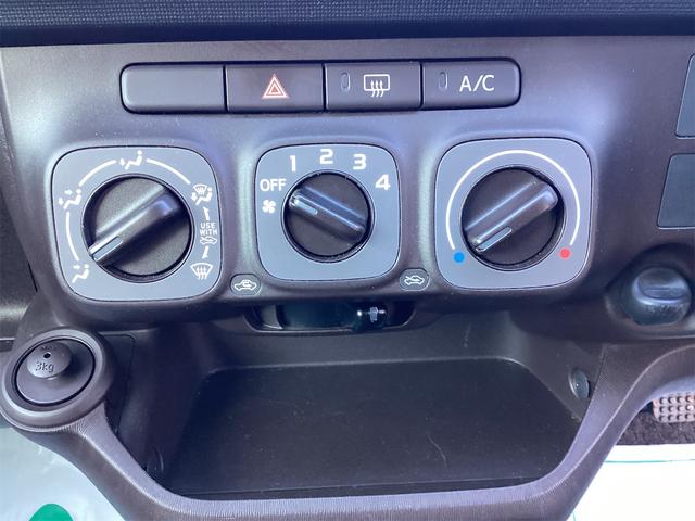 パッソ X クツロギ スマートキー 電動格納ミラー CVT 盗難防止システム 衝突安全ボディ ベンチシート ABS CD エアコン(7枚目)