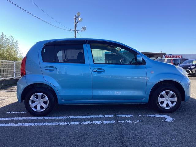 パッソ X クツロギ スマートキー 電動格納ミラー CVT 盗難防止システム 衝突安全ボディ ベンチシート ABS CD エアコン(19枚目)