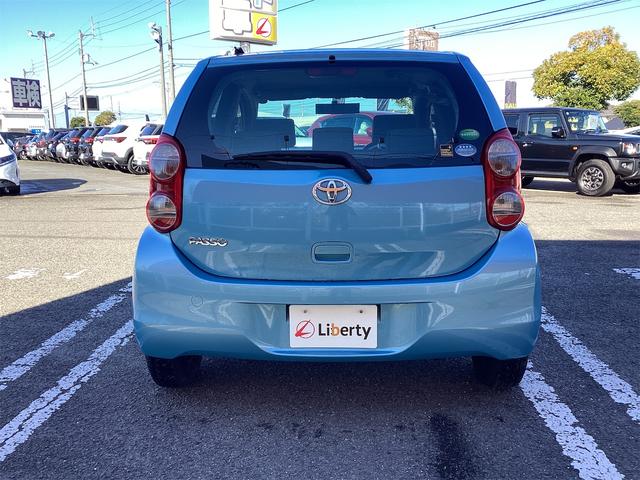 パッソ X クツロギ スマートキー 電動格納ミラー CVT 盗難防止システム 衝突安全ボディ ベンチシート ABS CD エアコン(21枚目)