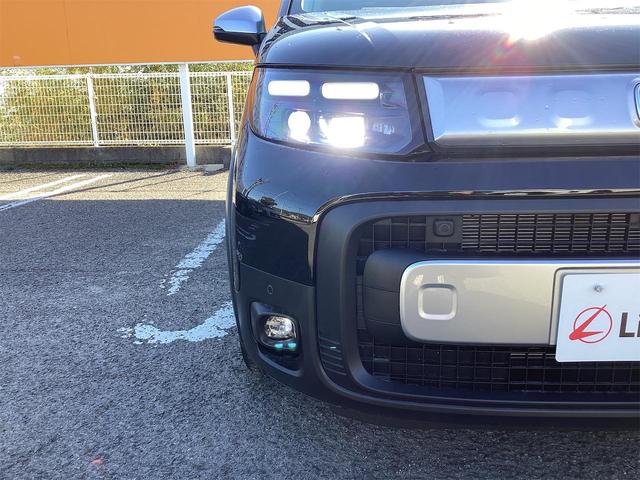 フリード e:HEVクロスター ブラインドスポットモニター オートクルーズコントロール レーンアシスト 衝突被害軽減システム 両側電動スライドドア オートライト LEDヘッドランプ スマートキー 電動格納ミラー シートヒーター(16枚目)