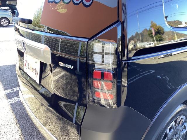 フリード e:HEVクロスター ブラインドスポットモニター オートクルーズコントロール レーンアシスト 衝突被害軽減システム 両側電動スライドドア オートライト LEDヘッドランプ スマートキー 電動格納ミラー シートヒーター(34枚目)