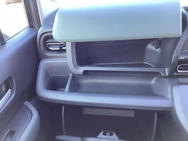 フリード e:HEVクロスター ブラインドスポットモニター オートクルーズコントロール レーンアシスト 衝突被害軽減システム 両側電動スライドドア オートライト LEDヘッドランプ スマートキー 電動格納ミラー シートヒーター(42枚目)