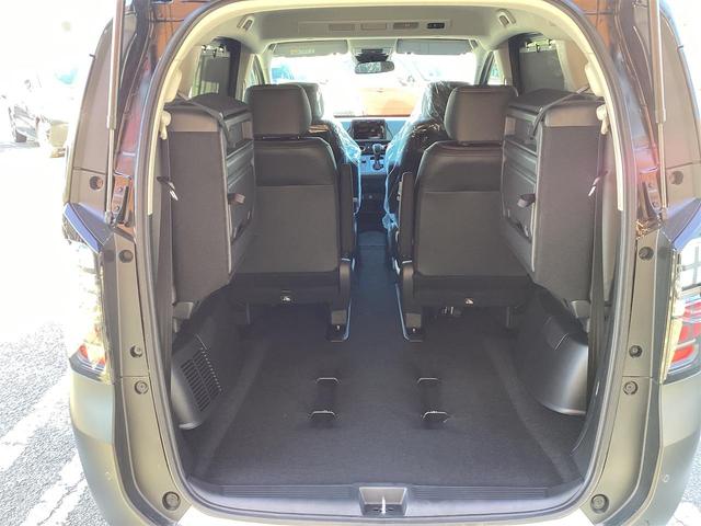 フリード e:HEVクロスター ブラインドスポットモニター オートクルーズコントロール レーンアシスト 衝突被害軽減システム 両側電動スライドドア オートライト LEDヘッドランプ スマートキー 電動格納ミラー シートヒーター(60枚目)