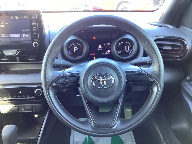 トヨタ ヤリス 5枚目