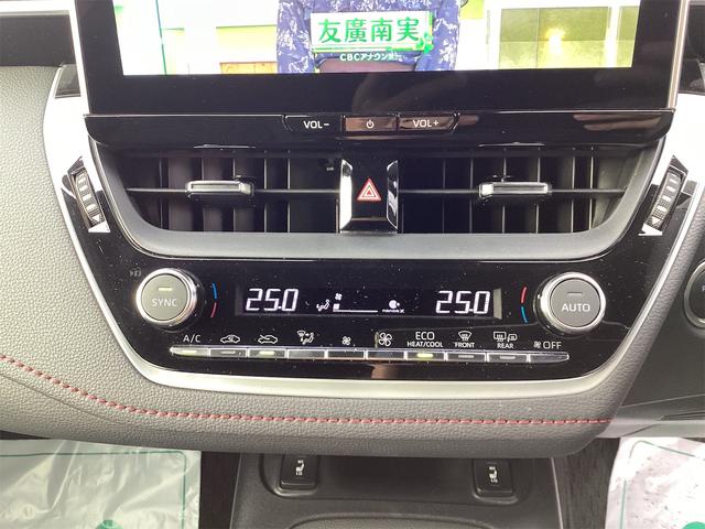 トヨタ カローラスポーツ 11枚目