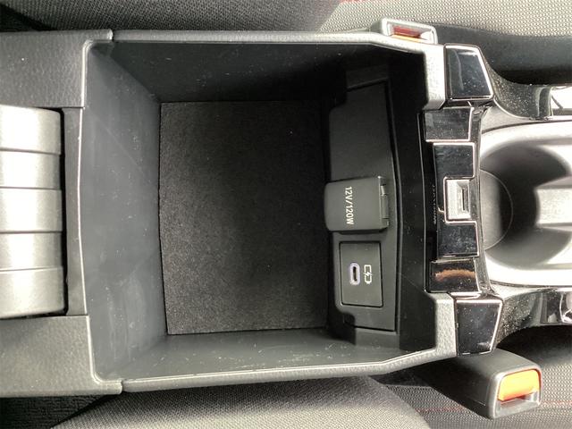 トヨタ カローラスポーツ 41枚目