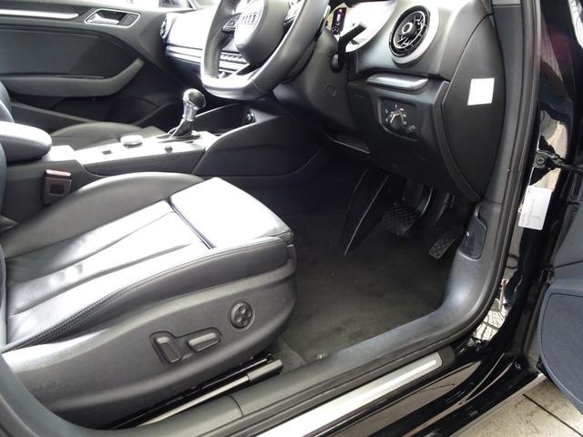 Ａ３ スポーツバック３０ＴＦＳＩ　スポーツ　認定中古車　禁煙車　修復歴無　ワンオーナー　純正ドライブレコーダー前後　レザーパッケージ　ＭＭＩナビ　ＬＥＤヘッドライト　アダプティブクルーズコントロール　レーンアシスト　サイドアシスト（14枚目）