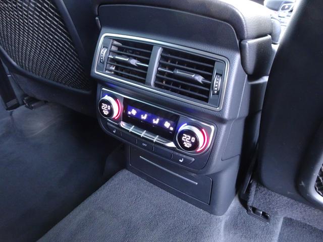 Q7 認定中古車 禁煙車 修復歴無 マトリクスLED アダプティブエアサス 5ツインスポークマットチタングレー21インチ 3列目シート サラウンドビュー バーチャルコックピット カープレイ(44枚目)